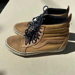 Vans Sk8 hi MTE, suede and canvas, color apple cinnamon